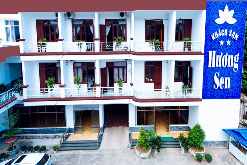 Khách sạn Hương sen Mộc Châu 2019