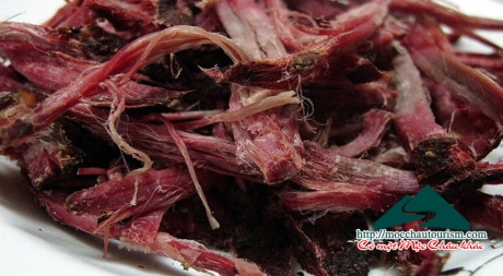 Thịt trâu gác bếp ngon thơm của núi rừng Mộc Châu