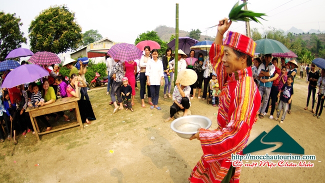 Lễ hội cầu mưa Mộc Châu