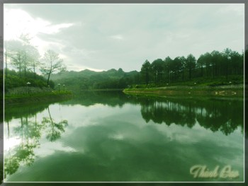 Thơ mộng bản Áng, hồ rừng thông Đông Sang